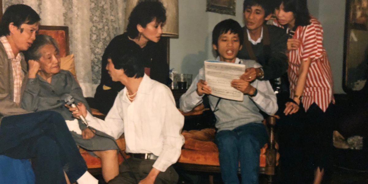 Livings' great-grandmother, second from left, is surrounded by her children, grandchildren, and great grandchildren. Livings' great-grandmother learned that she was an American citizen because her husband served in the U.S. Navy. (courtesy of Laarni Livings)